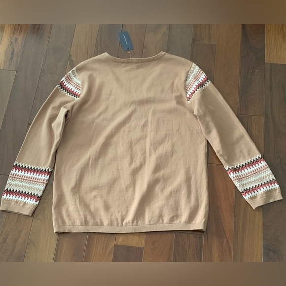 Tommy Hilfiger V-Neck Sweater With 
Zig-Zag Pattern: Size XL - Picture 2 of 6
